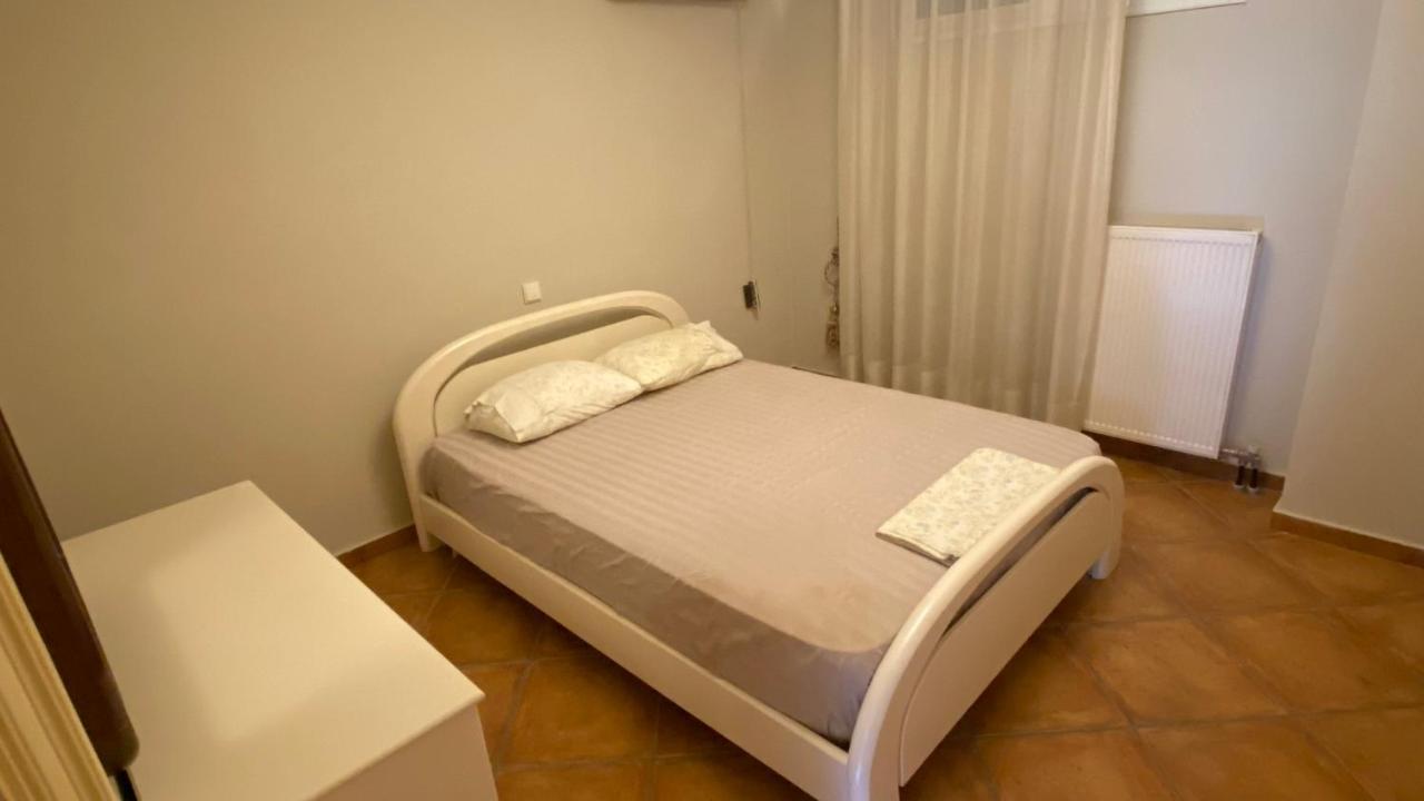 Seaside Family Apartment - Kalamata Farai Exterior foto