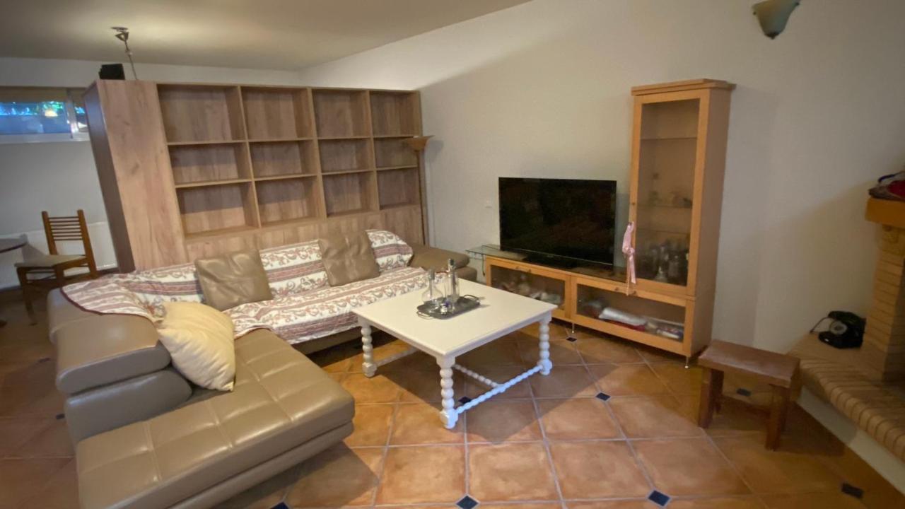 Seaside Family Apartment - Kalamata Farai Exterior foto